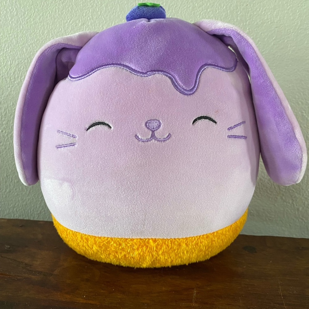 Squishmallows 8" HANSEL the Blueberry Cheesecake Bunny EASTER/SPRING Plush